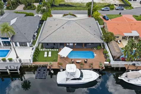 16431 NE 34th Avenue North Miami Beach FL 33160