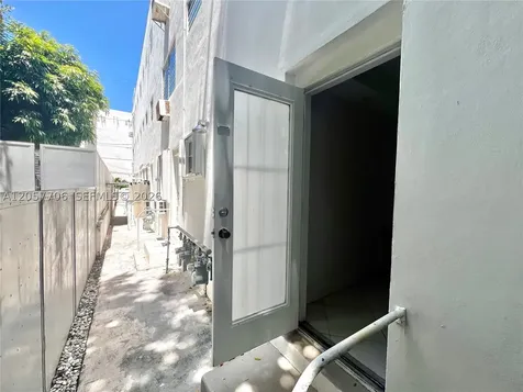 640 Pennsylvania Avenue Miami Beach FL 33139