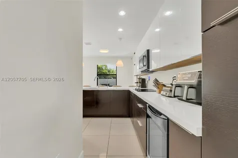 10204 NW 86th Street Doral FL 33178