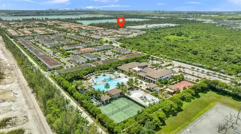 10204 NW 86th Street Doral FL 33178