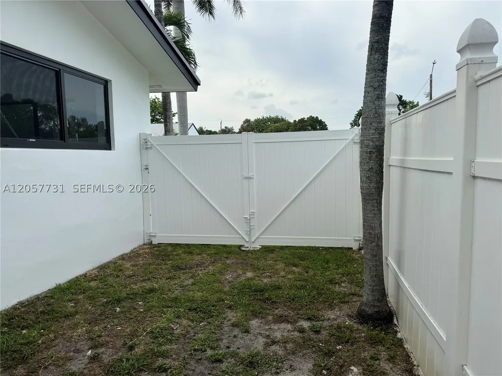 1370 SW 32nd Street Fort Lauderdale FL 33315