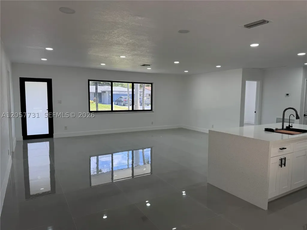 1370 SW 32nd Street Fort Lauderdale FL 33315