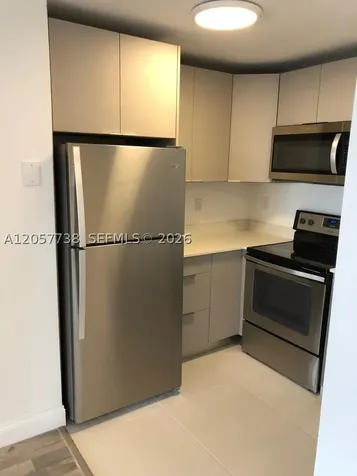9682 Fontainebleau Boulevard Miami FL 33172