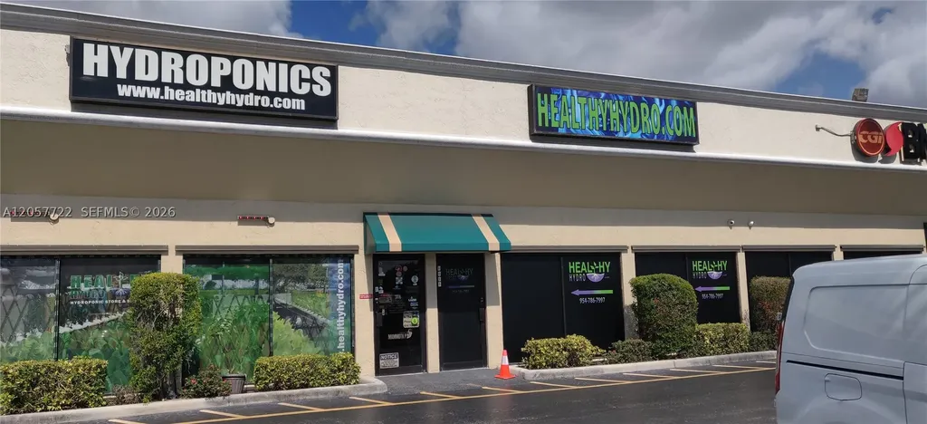 590 SW 9th Terrace Pompano Beach FL 33069
