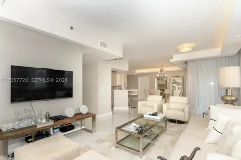 3175 NE 184th Street Aventura FL 33160