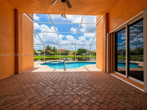 1041 Cedar Falls Drive Weston FL 33327