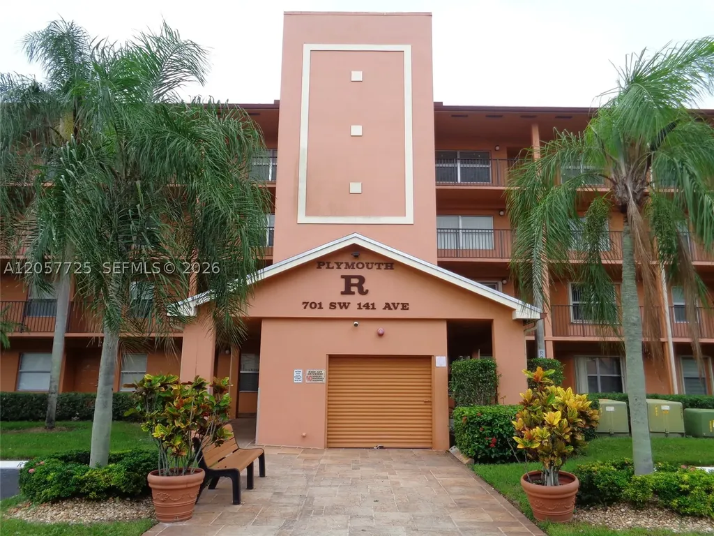 701 SW 141st Avenue Pembroke Pines FL 33027