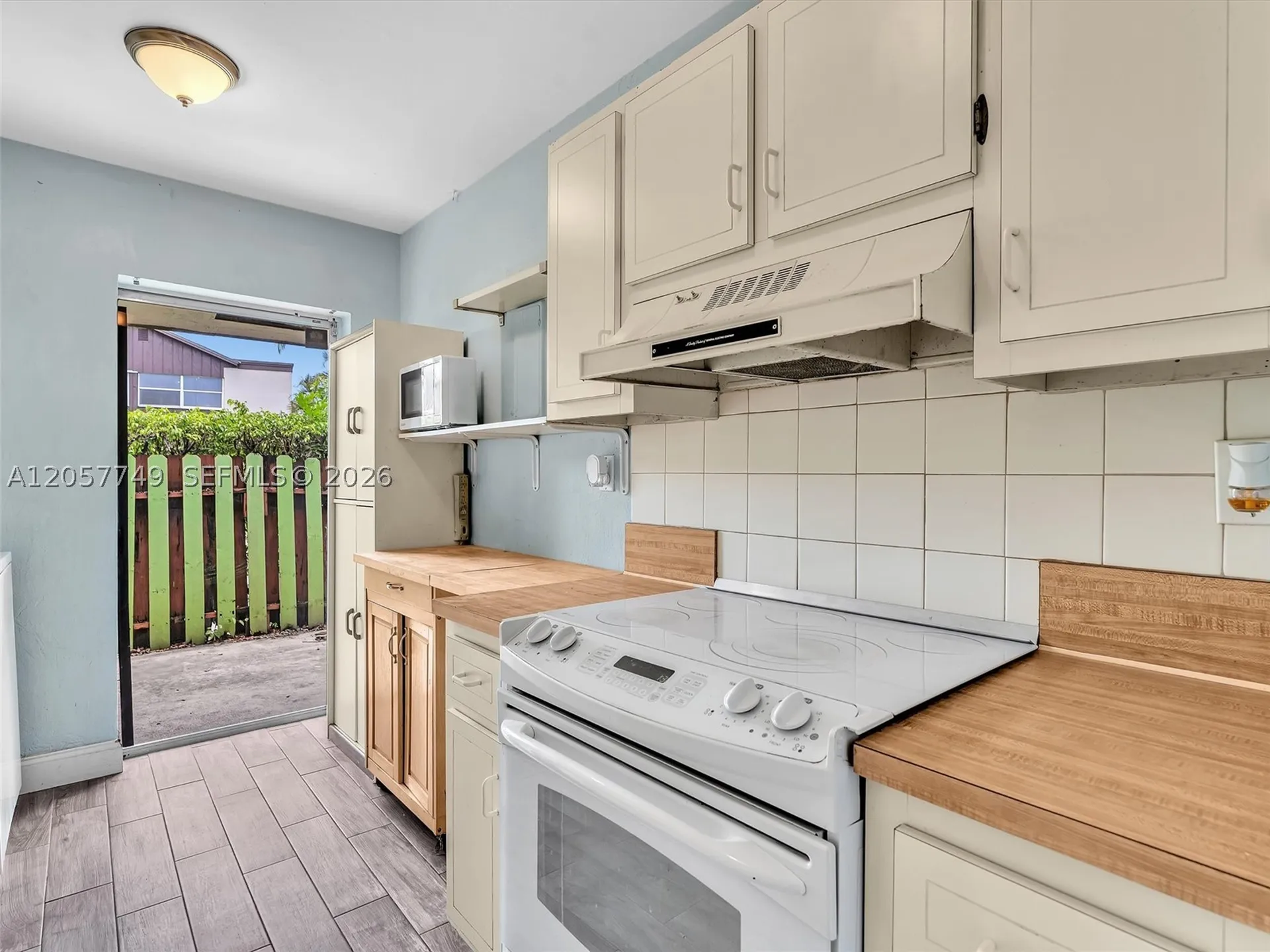 3201 NW 4th Terrace Pompano Beach FL 33064