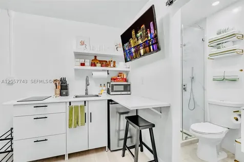 1451 NW 31st Street Miami FL 33142