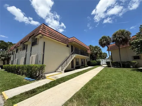 411 NW 100th Place Pembroke Pines FL 33024