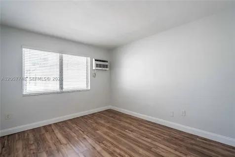 7927 East Drive North Bay Village FL 33141