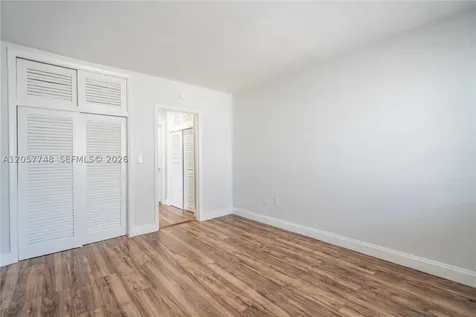 7927 East Drive North Bay Village FL 33141