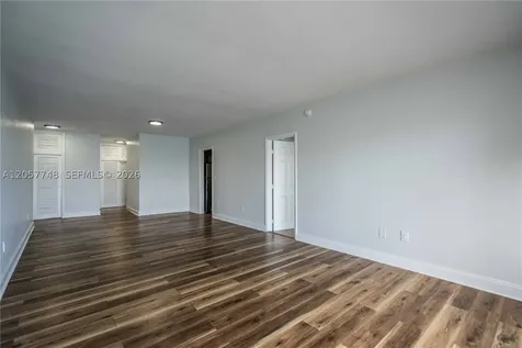 7927 East Drive North Bay Village FL 33141