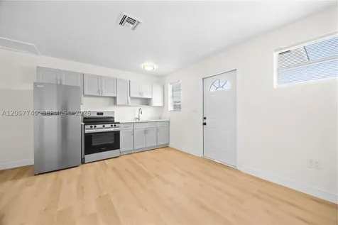 10521 SW 184th Street Cutler Bay FL 33157