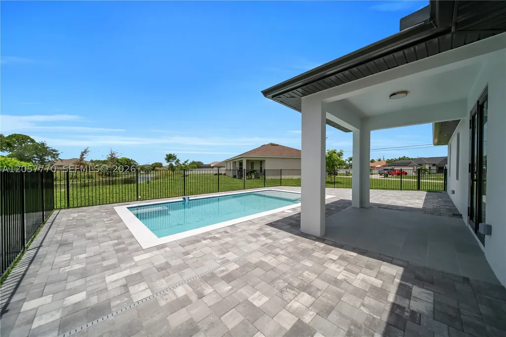 824 SW 15th Street Other City - In The State Of Florida FL 33991