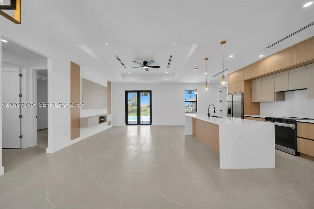 824 SW 15th Street Other City - In The State Of Florida FL 33991
