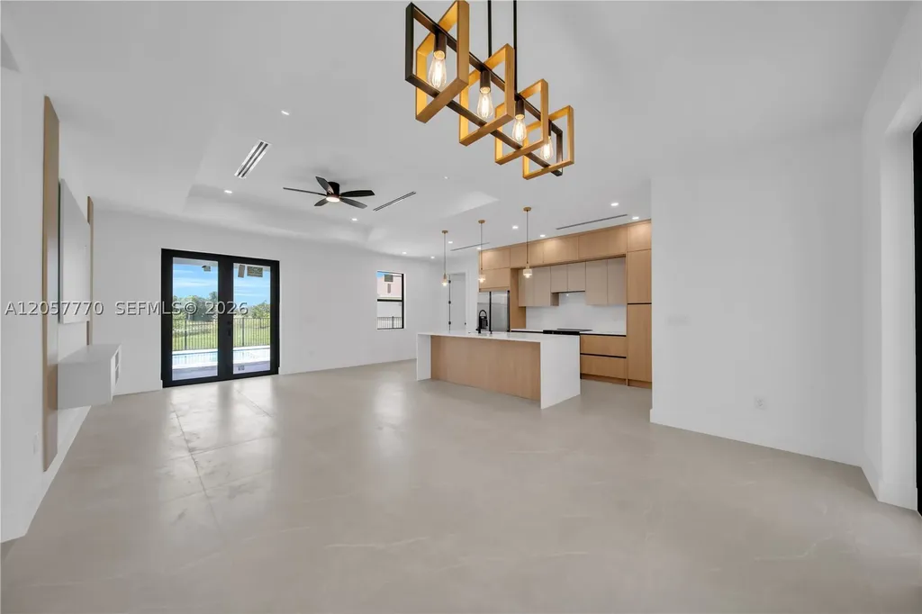 824 SW 15th Street Other City - In The State Of Florida FL 33991