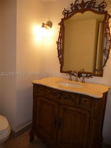 18071 Biscayne Boulevard Aventura FL 33160