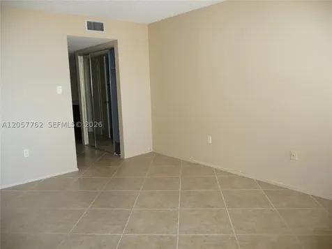 18071 Biscayne Boulevard Aventura FL 33160