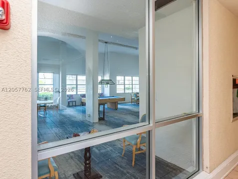 18071 Biscayne Boulevard Aventura FL 33160