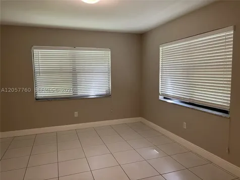 7965 SW 86th Street Miami FL 33143