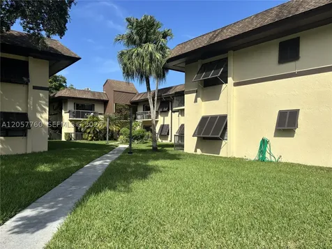 7965 SW 86th Street Miami FL 33143