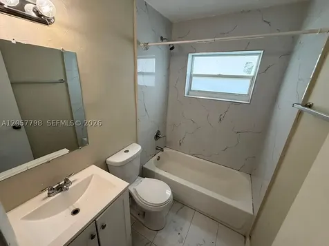 2140 NW 24th Street Miami FL 33142