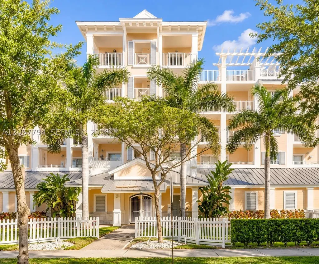 1931 NE 2nd Street Deerfield Beach FL 33441