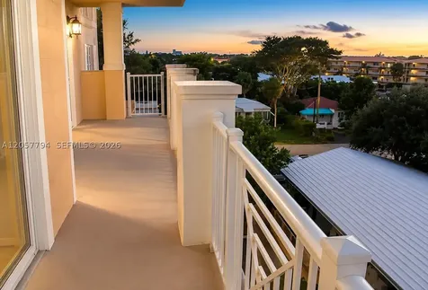 1931 NE 2nd Street Deerfield Beach FL 33441