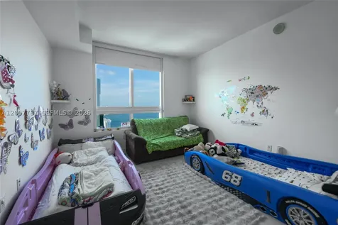 1900 N Bayshore Drive Miami FL 33132