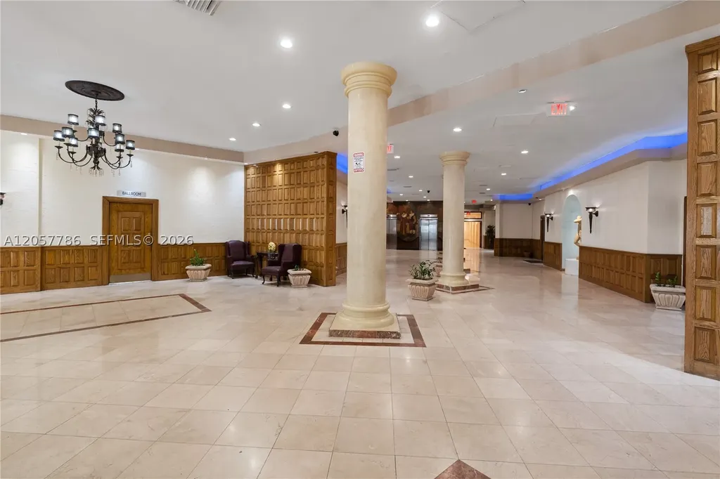 3725 S Ocean Drive Hollywood FL 33019