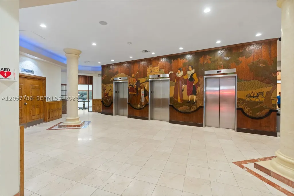 3725 S Ocean Drive Hollywood FL 33019