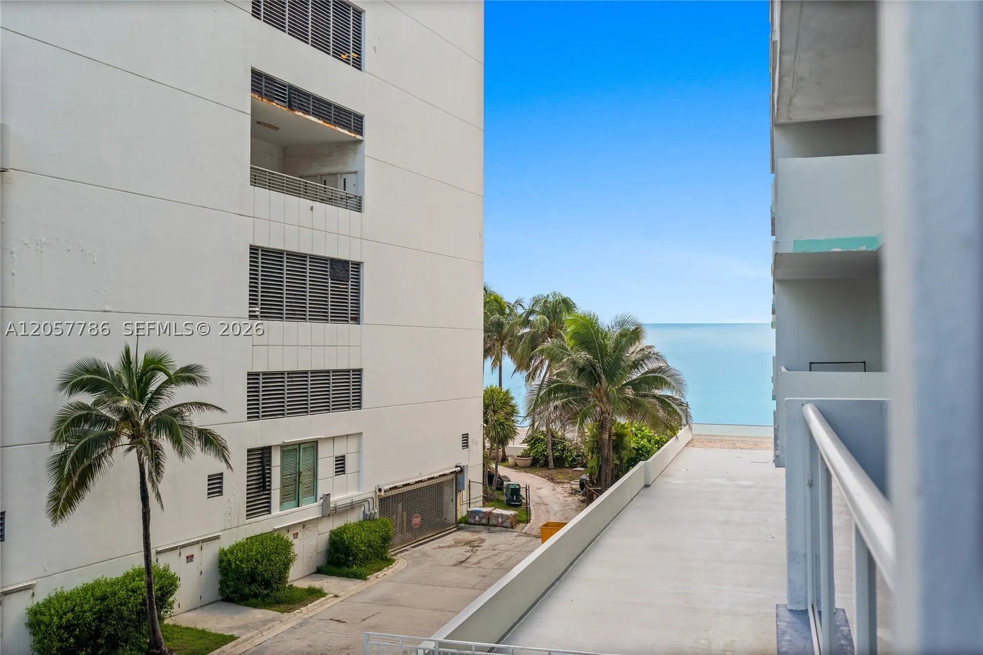 3725 S Ocean Drive Hollywood FL 33019