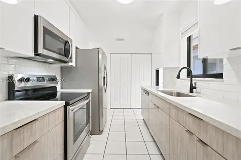 3461 SW 24th Street Miami FL 33145