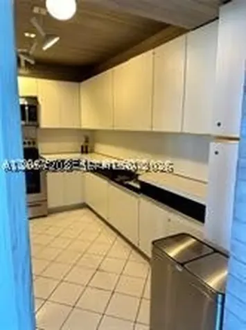100 Bayview Drive Sunny Isles Beach FL 33160