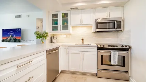 555 Crandon Boulevard Key Biscayne FL 33149