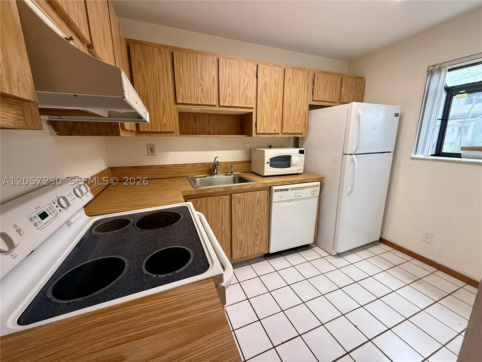 114 Gardens Drive Pompano Beach FL 33069