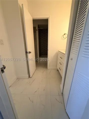 8187 Samari Lakes Drive Hialeah Gardens FL 33016