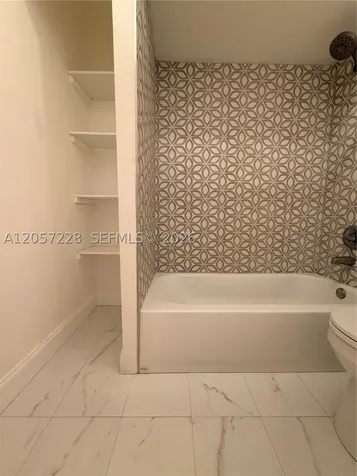 8187 Samari Lakes Drive Hialeah Gardens FL 33016
