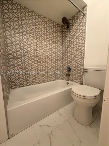 8187 Samari Lakes Drive Hialeah Gardens FL 33016