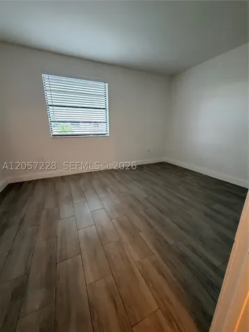 8187 Samari Lakes Drive Hialeah Gardens FL 33016