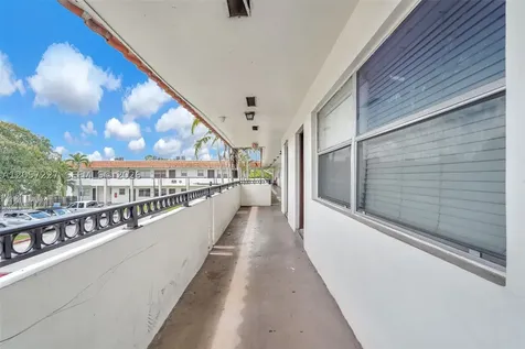 400 NW 65 Margate FL 33063