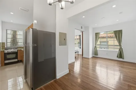 526 15th Street Miami Beach FL 33139
