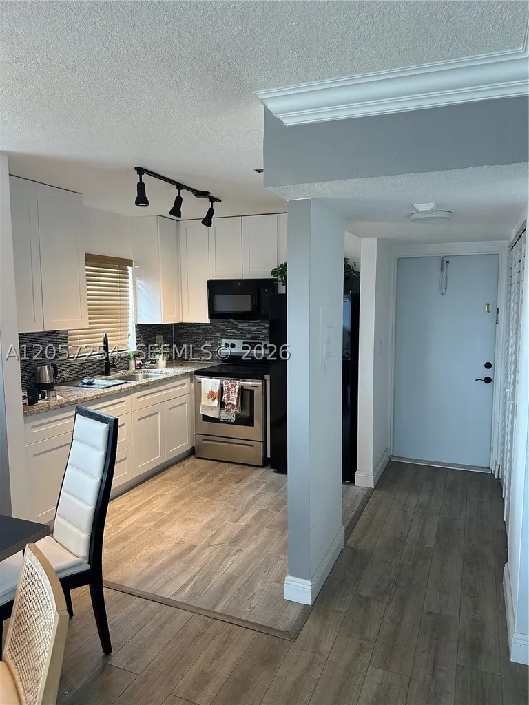 3048 E Sunrise Lakes Drive Sunrise FL 33322