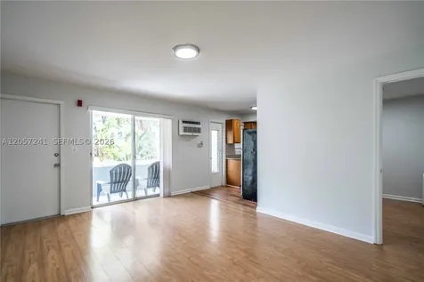 7931 East Drive North Bay Village FL 33141