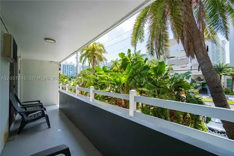 7931 East Drive North Bay Village FL 33141
