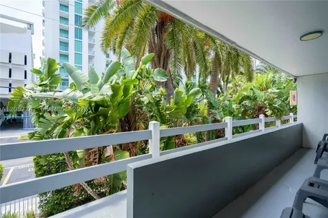 7931 East Drive North Bay Village FL 33141