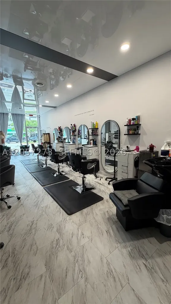 2119 Hollywood Boulevard Hollywood FL 33020