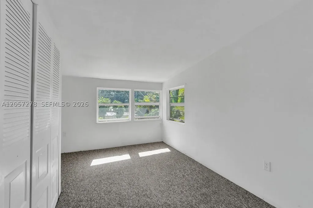 310 N Ocean Breeze Lake Worth FL 33460