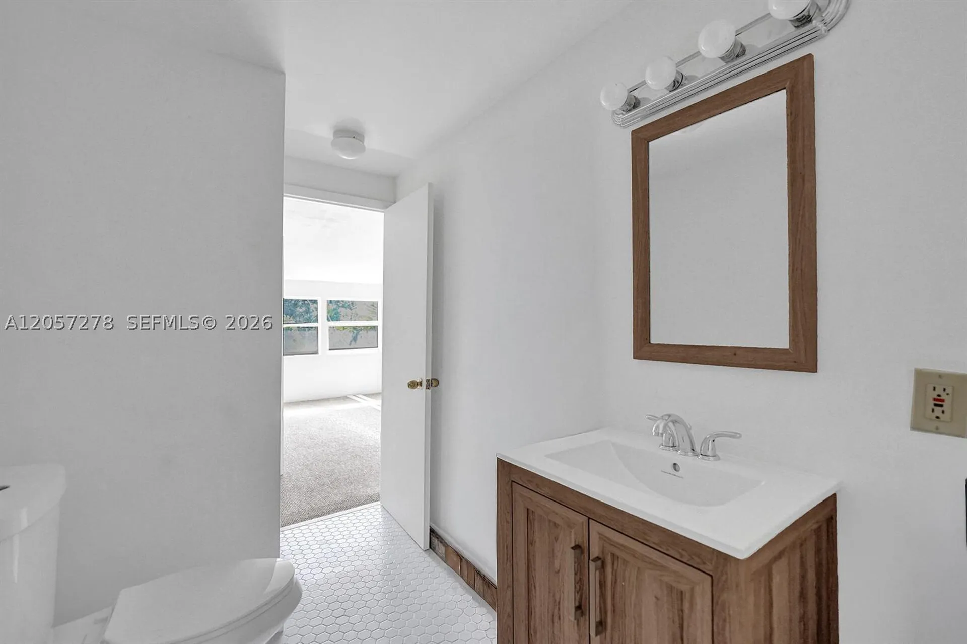 310 N Ocean Breeze Lake Worth FL 33460